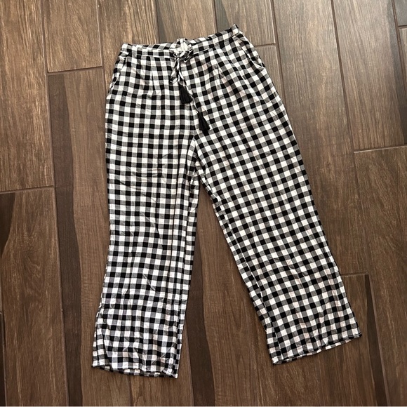 Majorelle Theo Cropped Pant in Picnic - Picture 3 of 7